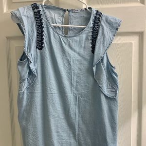 Short sleeve top